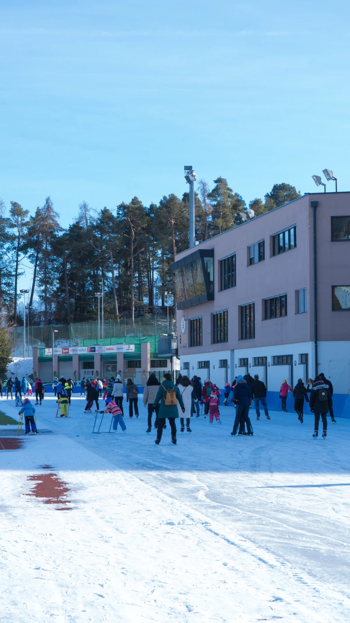 Ritten Sport public skating